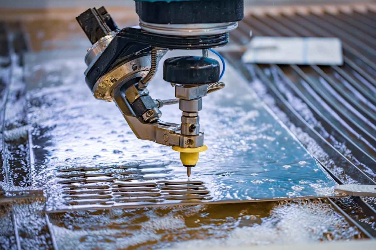 Tips perawatan mesin potong abrasif waterjet cutting untuk umur panjang